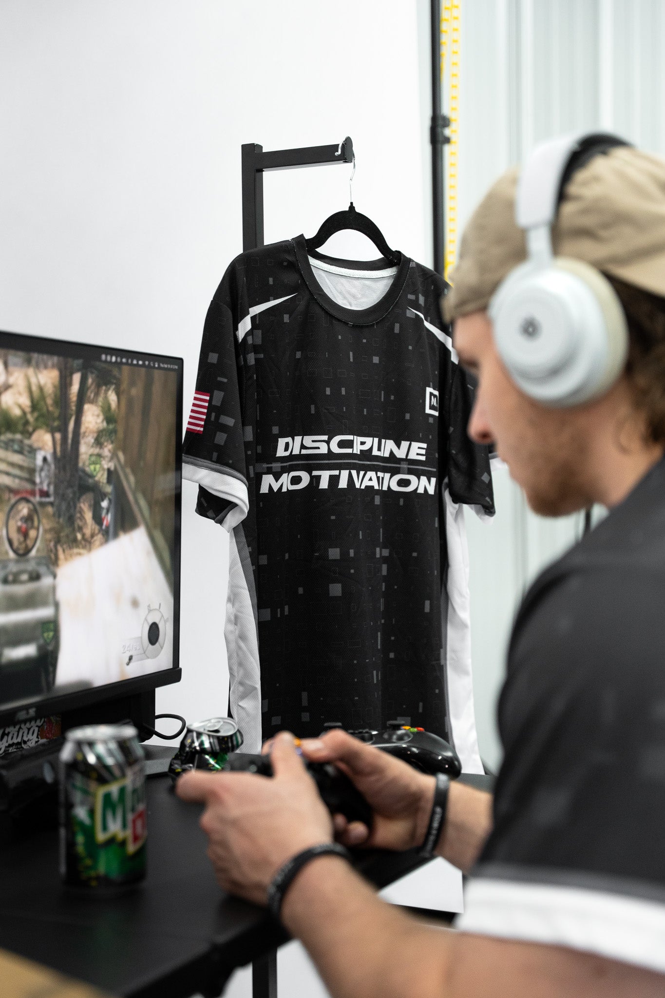 DOM Gaming Jersey