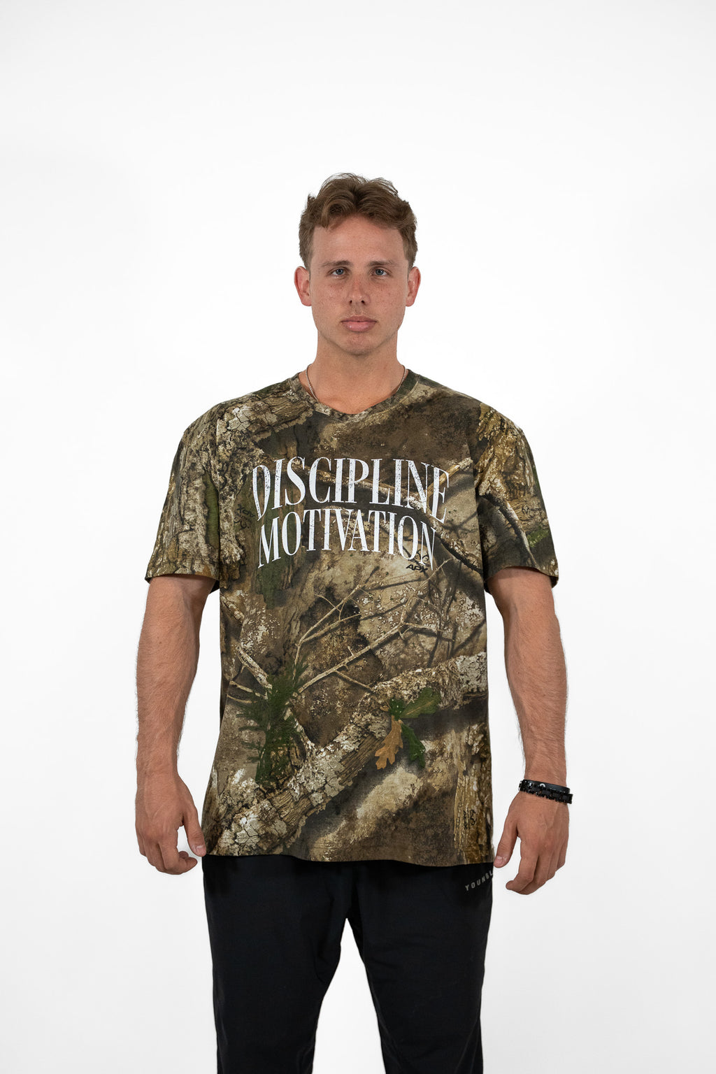 Grounded Tee