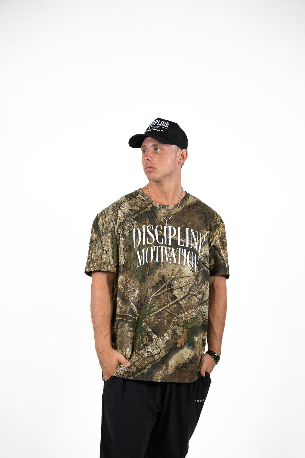 Grounded Tee