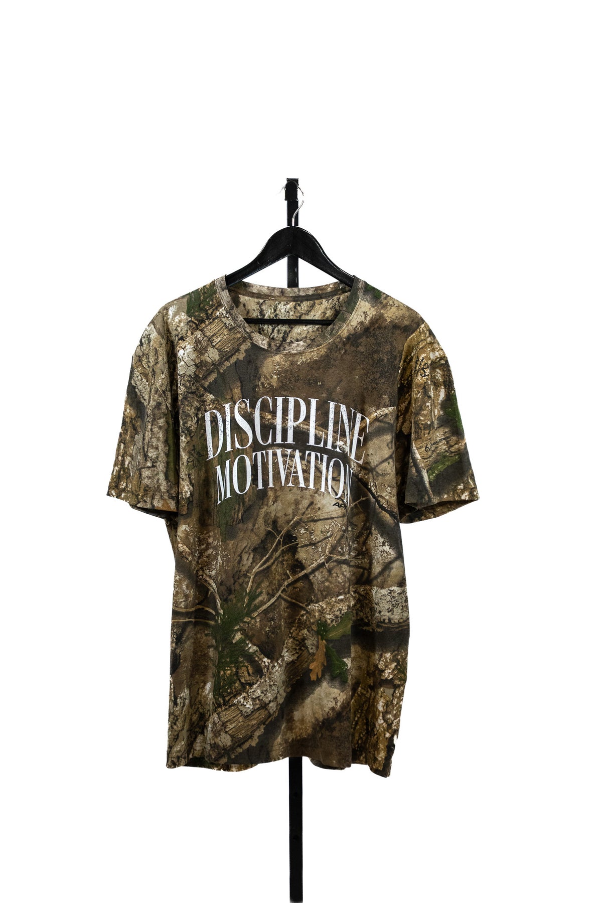 Grounded Tee
